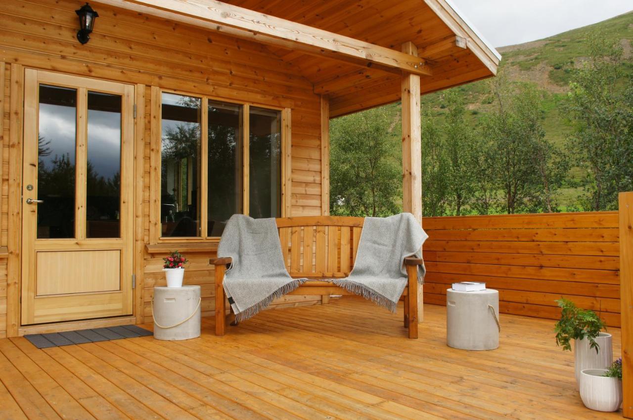 Áshóll guesthouse - farmstay Akureyri Exterior foto